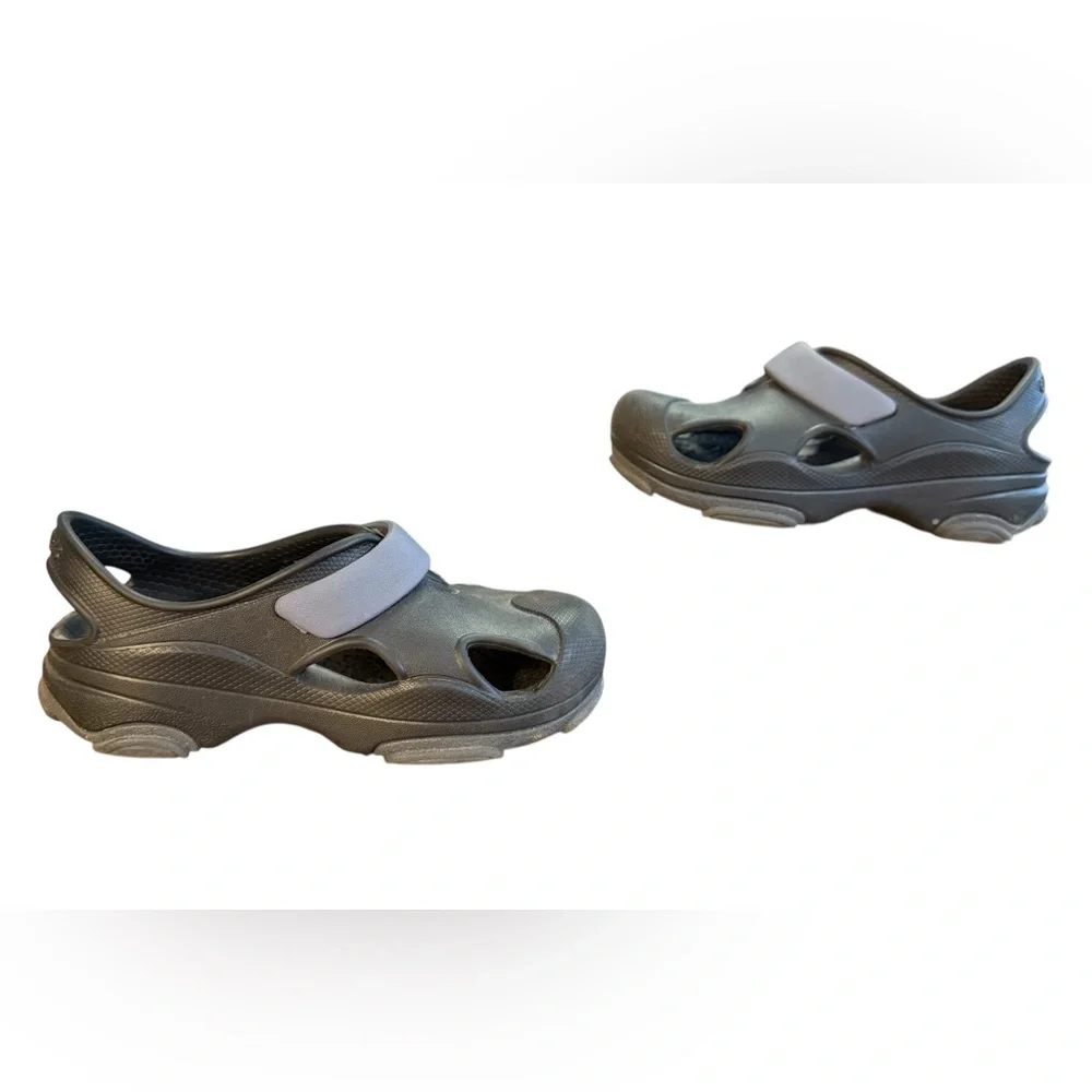 Crocs All Terrain Toddler Fisherman Sandal Black Closed Toe Slip-on Children’s 9